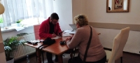 Pomagać mądrze i wytrwale._9