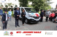 WTZ Caritas Diecezji Opolskiej w Kluczborku otrzymały nowy samochód!_7